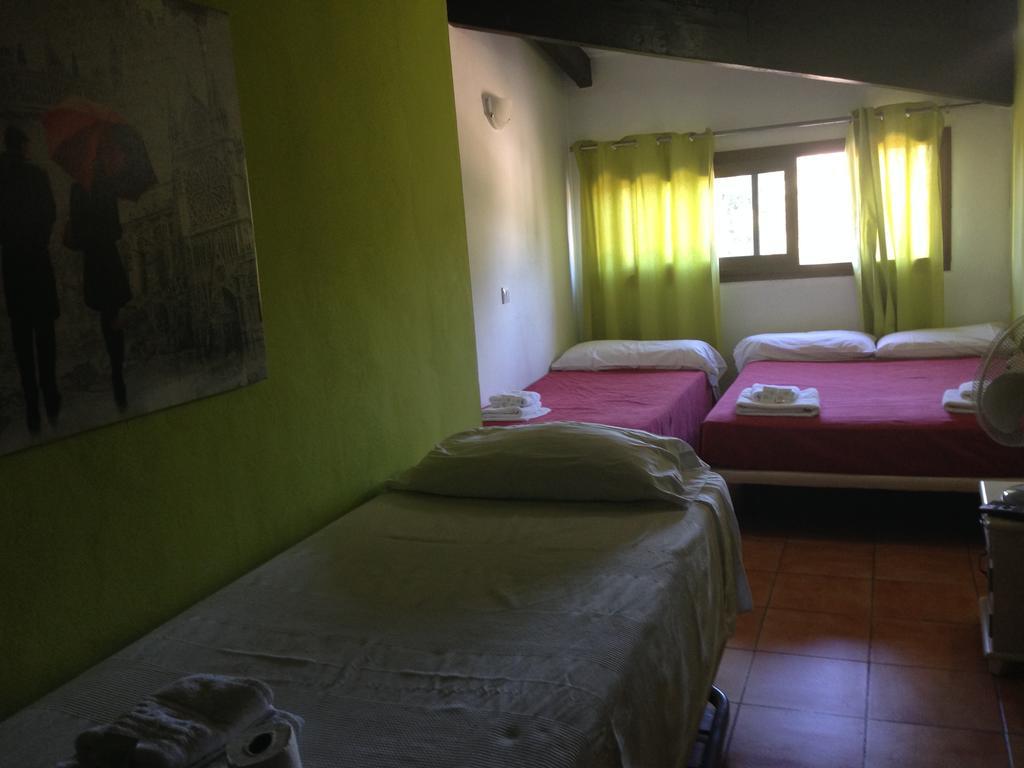 Albergue Juvenil New Age Hostel Palma de Mallorca Rum bild